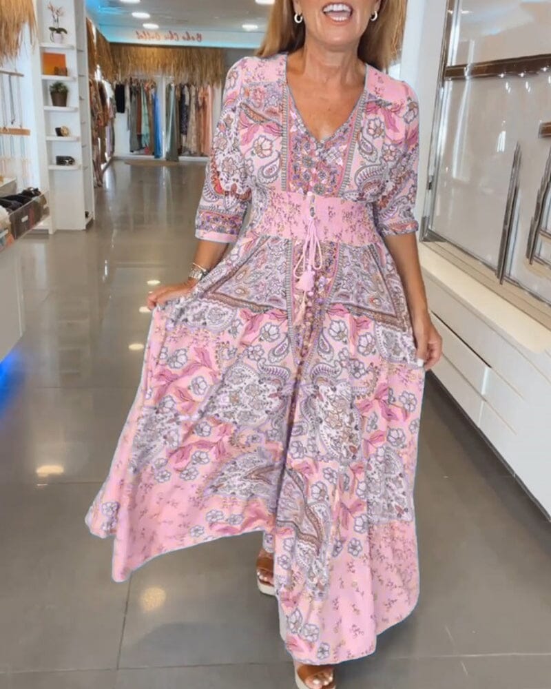 Alira | Chic V-Neck Dress