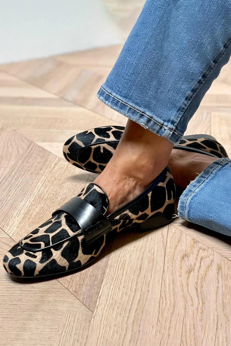 Kira | Chic Animal Print Loafers