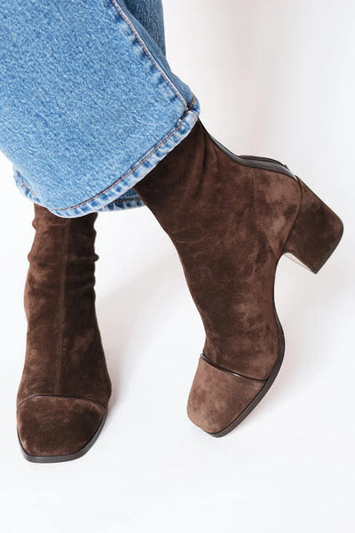 Nora | Luxurious Suede Ankle Boots