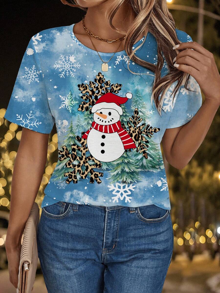 Luna | Casual Christmas Tee