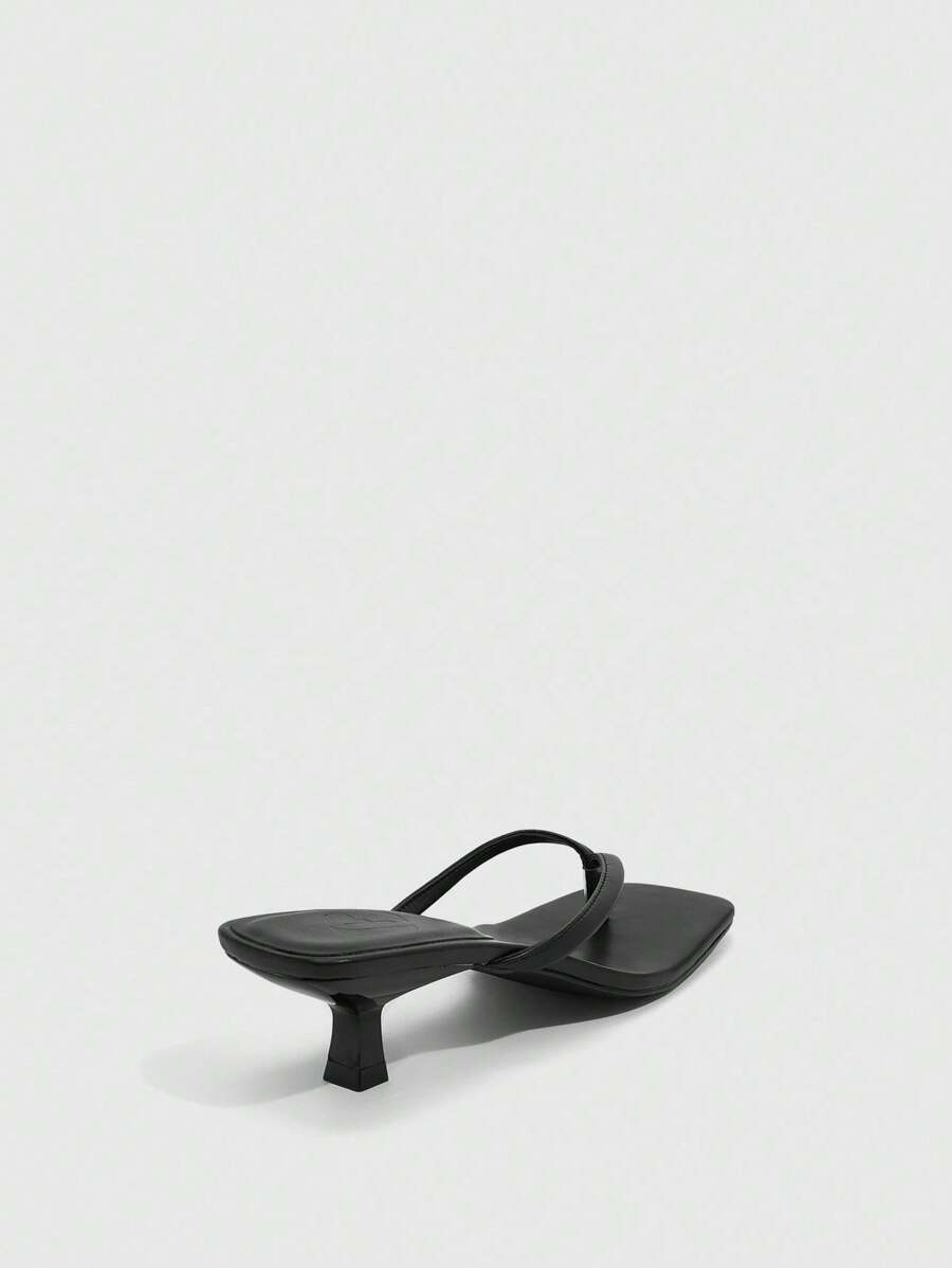 Zara | Chic Leopard Flip Flops