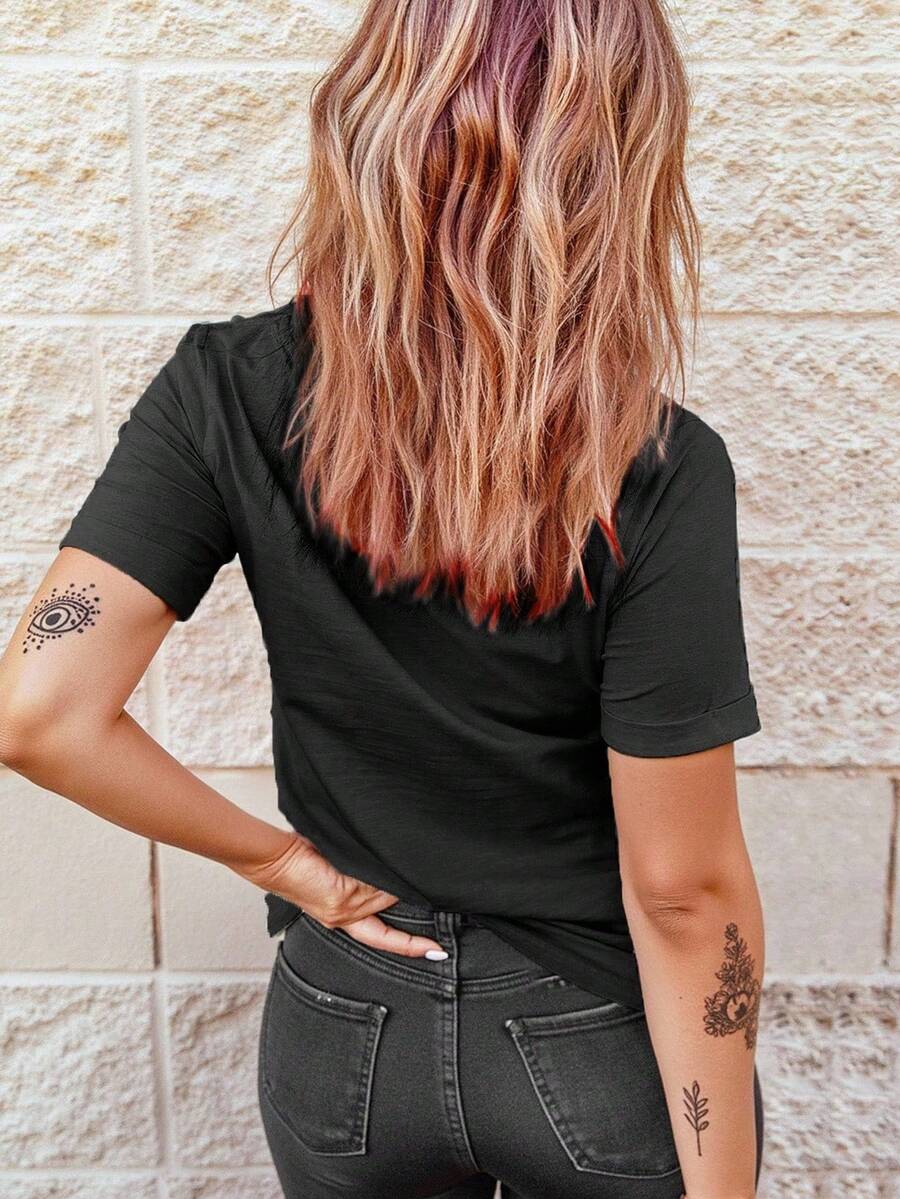 Cozy | Retro Christmas Print Tee