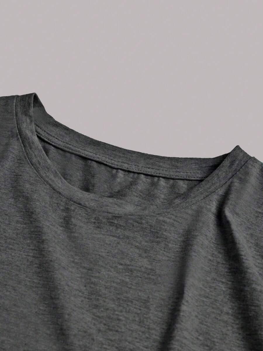 Cozy | Retro Christmas Print Tee