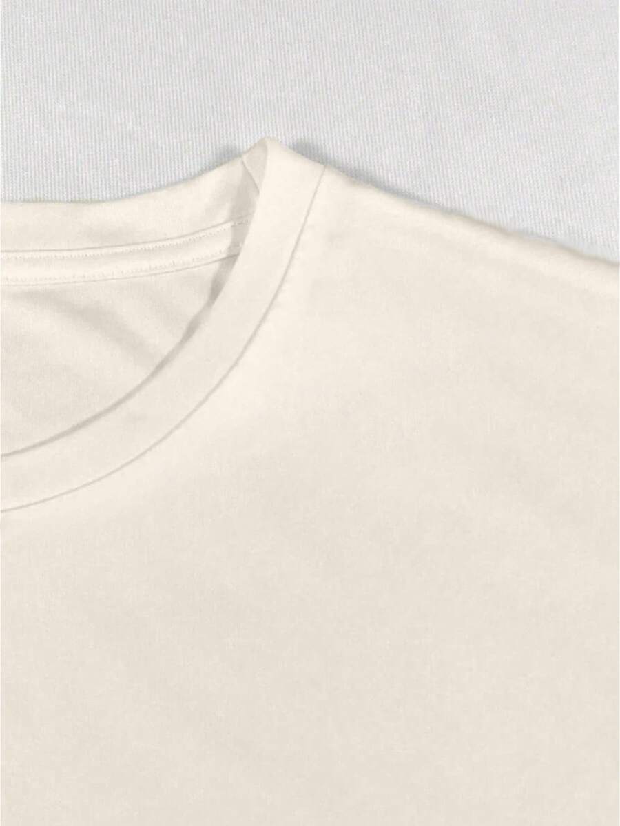 Cozy | Retro Christmas Print Tee