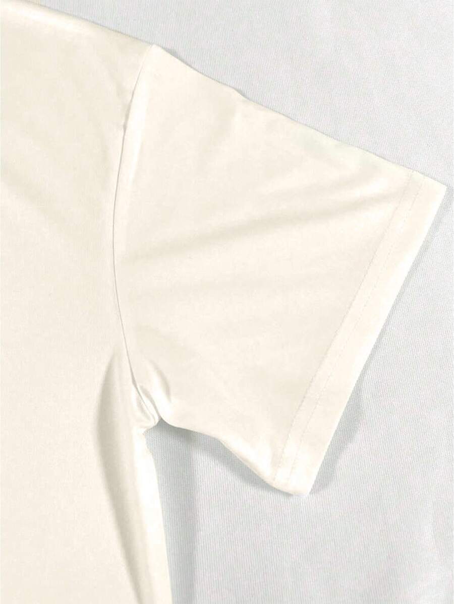 Cozy | Retro Christmas Print Tee