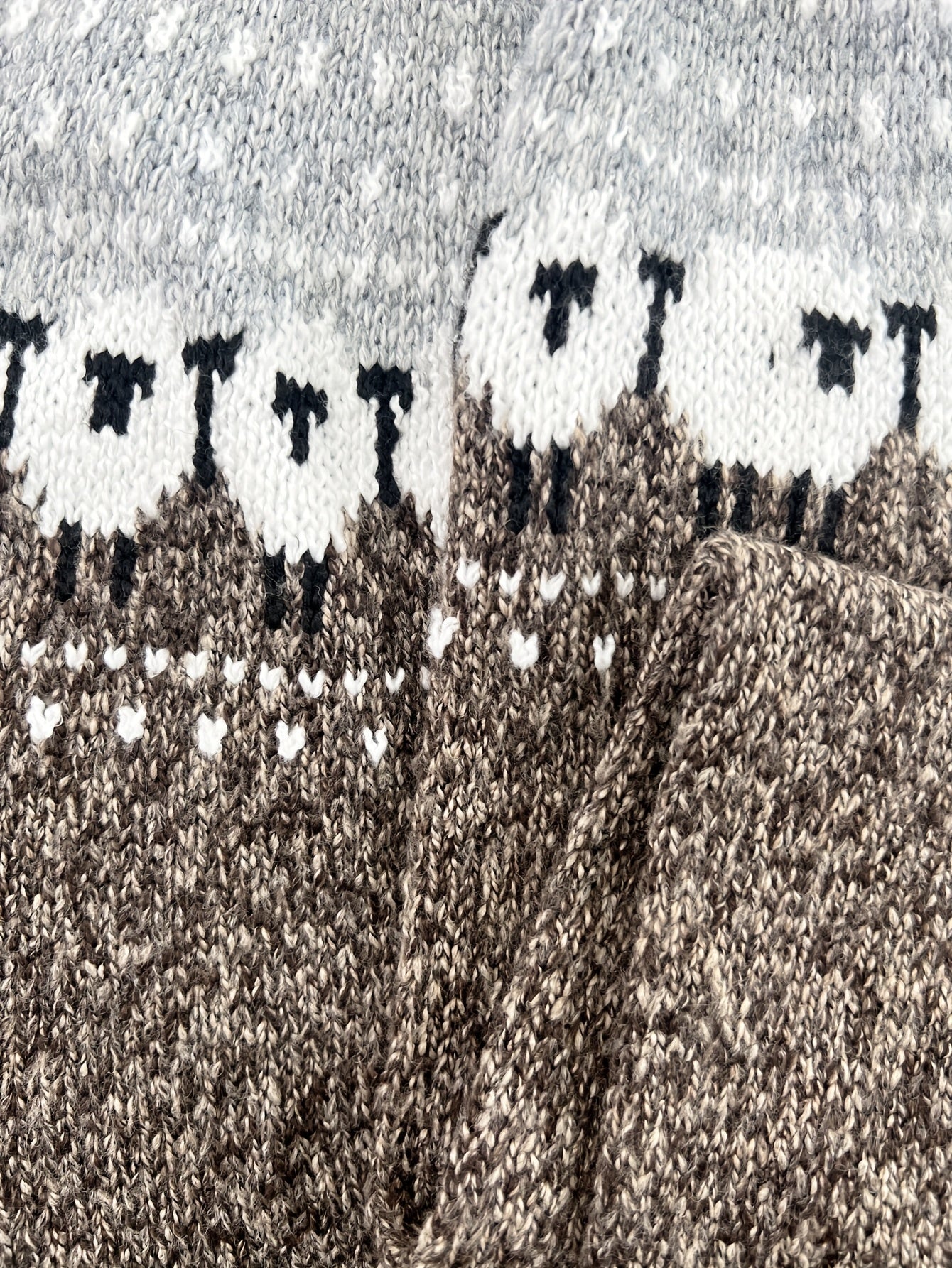 Woolly | Cozy Jacquard Winter Sweater