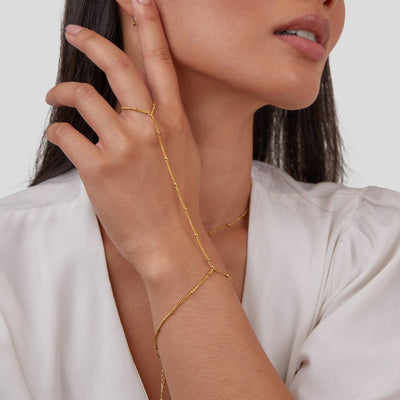 Luxe | Elegant Hand Chain Bracelet