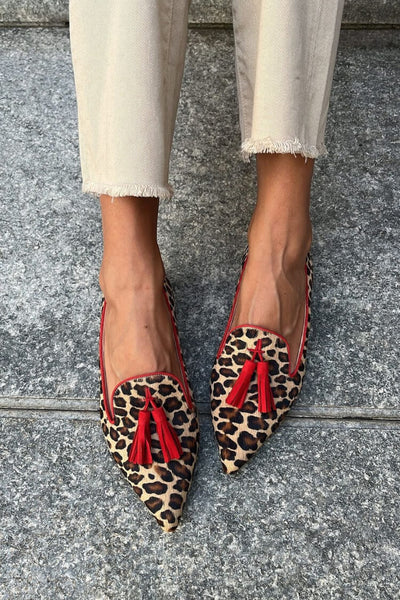 Riley | Chic Pointed Loafers