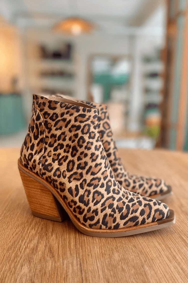 Kira | Chic Leopard Ankle Boots