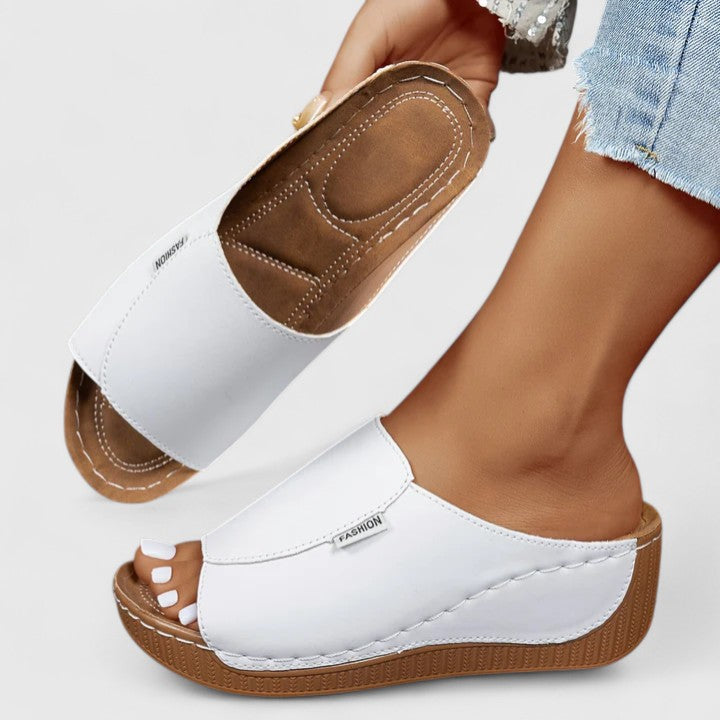 Cairns | Comfortable Orthopaedic Sandals