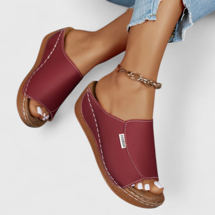 Cairns | Comfortable Orthopaedic Sandals