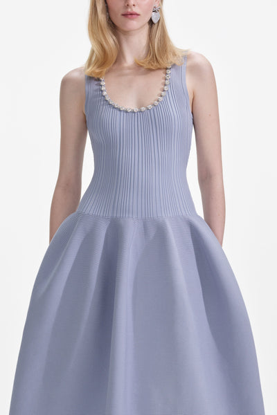 Zara | Chic Ribbed Midi Dress