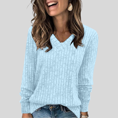 Dune | Cozy V-Neck Sweater