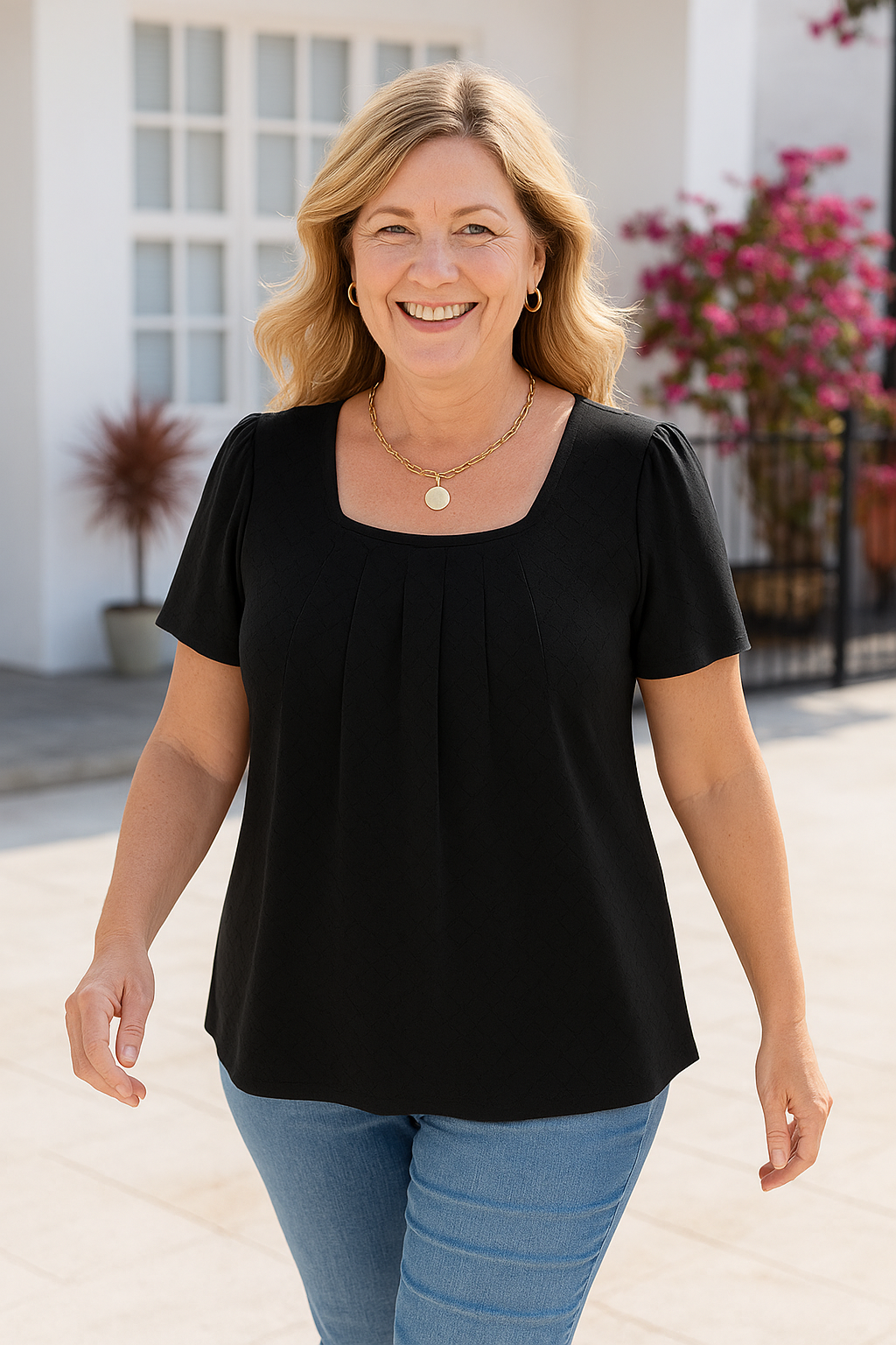 Nora | Effortless Pleated Top