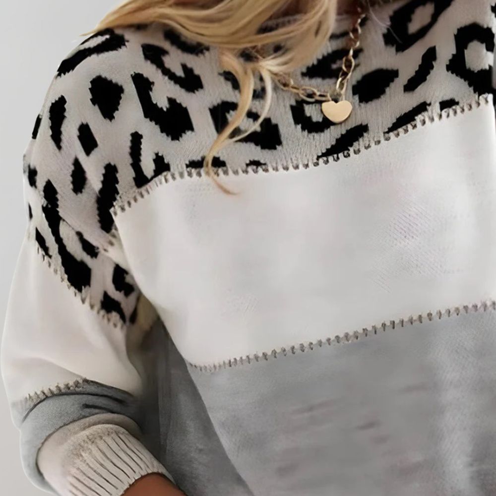 Kira | Chic Leopard Knit Sweater
