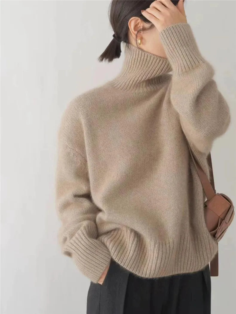 Aurelia | Luxurious Cashmere High Collar