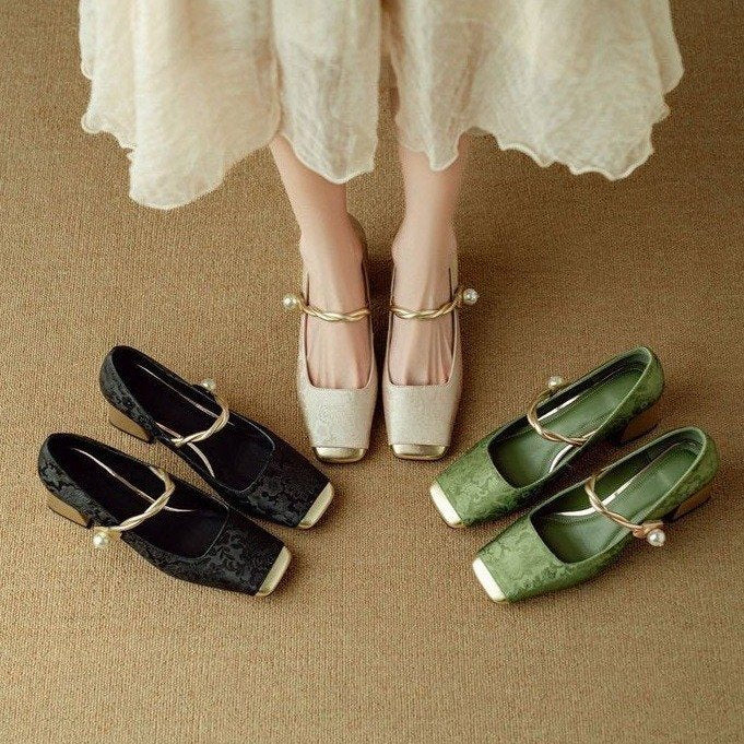 Luxe | Chic Heeled Pumps