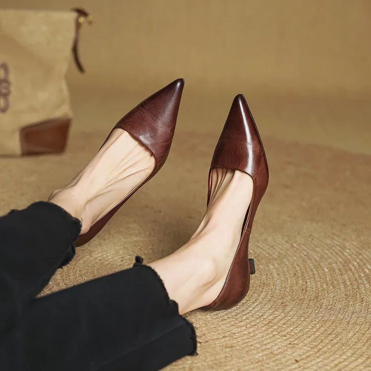 Nora | Chic Pointed Toe Pumps