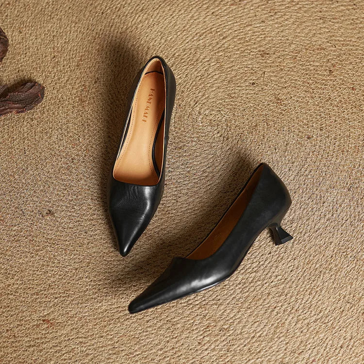 Nora | Chic Pointed Toe Pumps