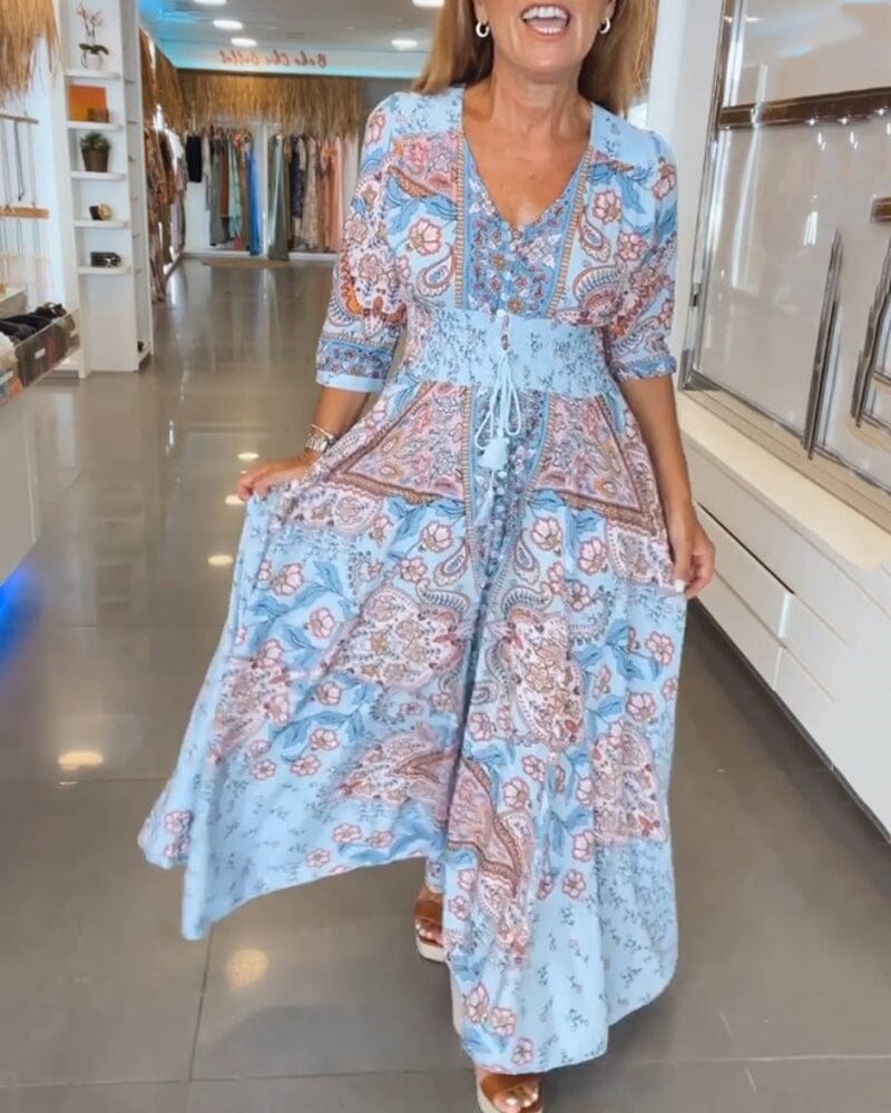 Alira | Chic V-Neck Dress