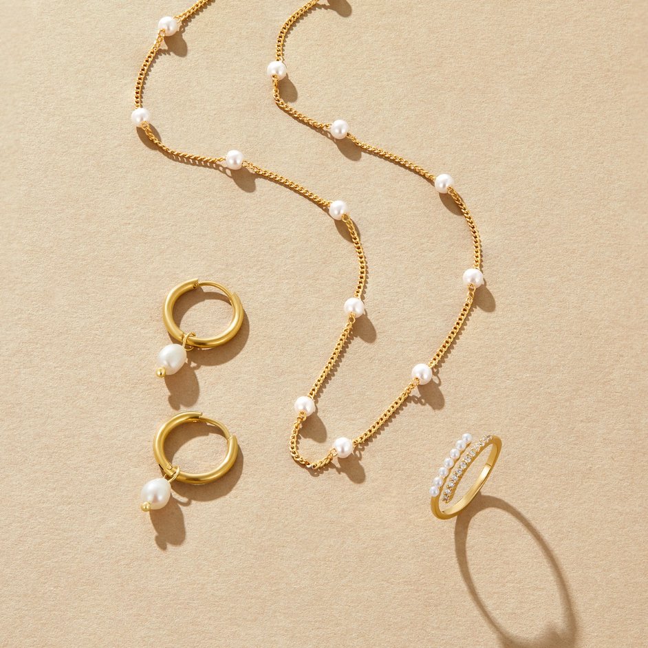 Luna | Elegant Pearl Drop Earrings
