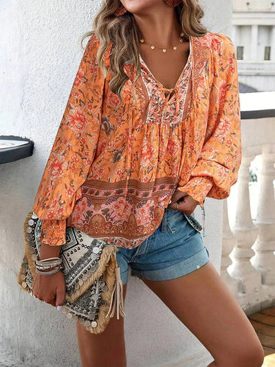 Lia | Chic Floral Blouse