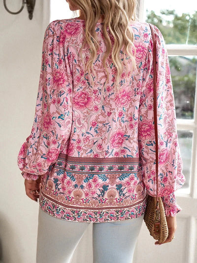 Lia | Chic Floral Blouse