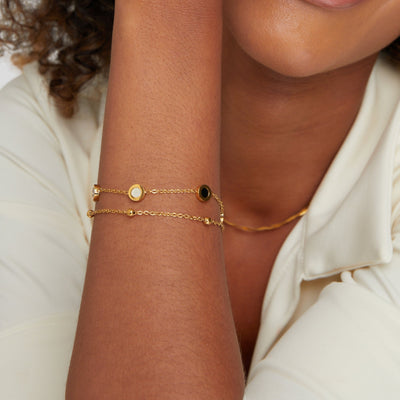 Onyxia | Chic Stone Bracelet